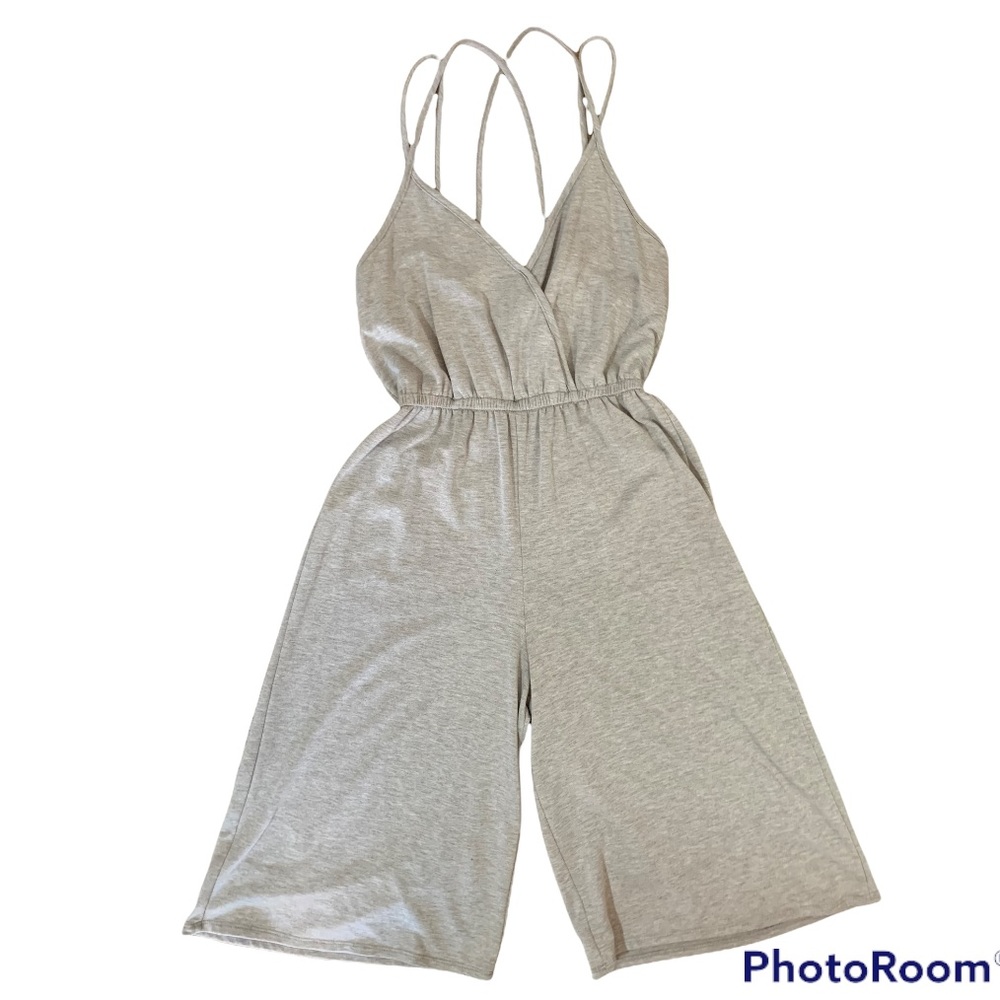 Paper Crane Gray Cotton Romper size small
